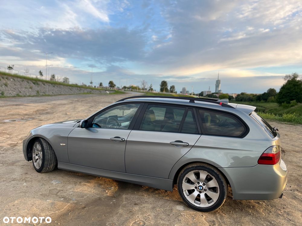 BMW Seria 3 320d - 3