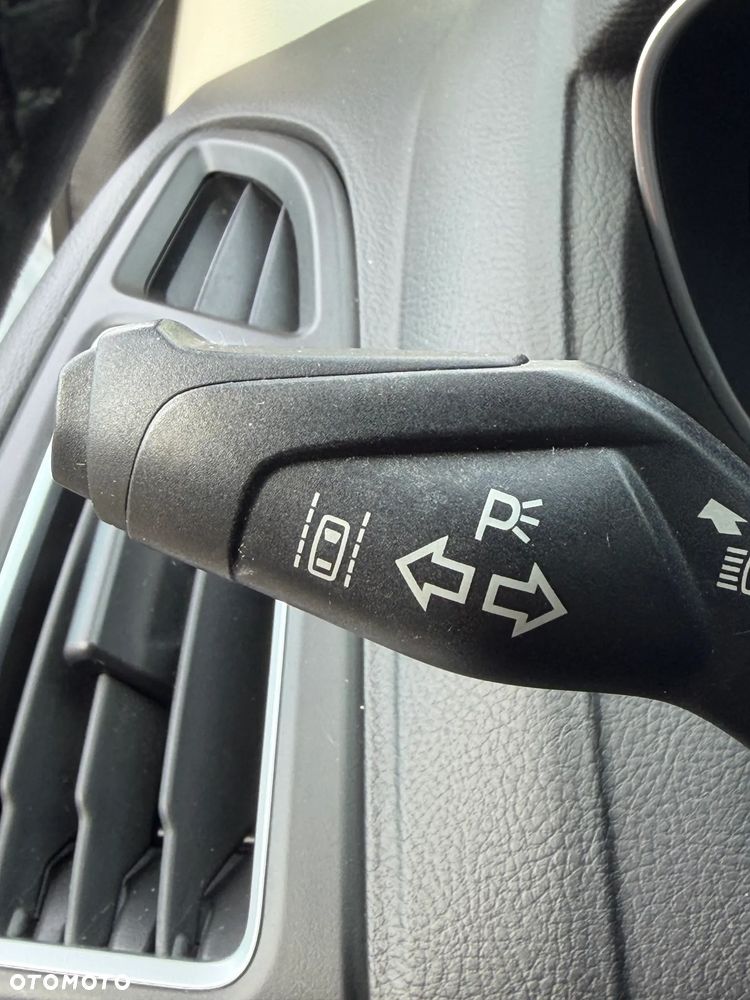 Ford Focus 1.5 TDCi DPF Start-Stopp-System ST-Line - 23