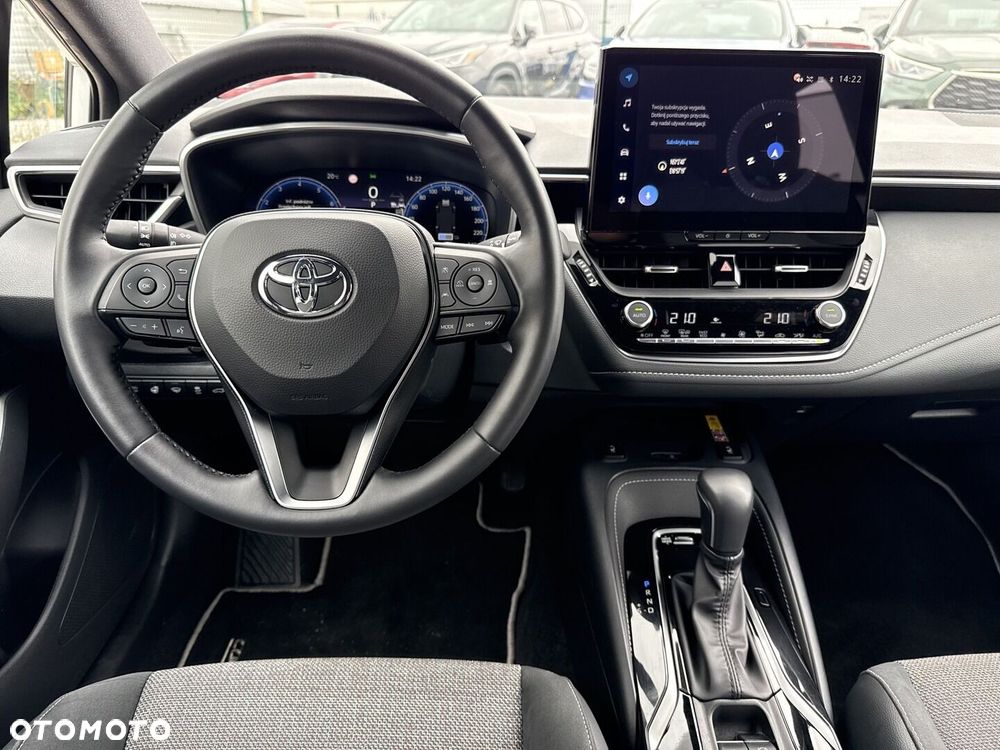 Toyota Corolla - 10