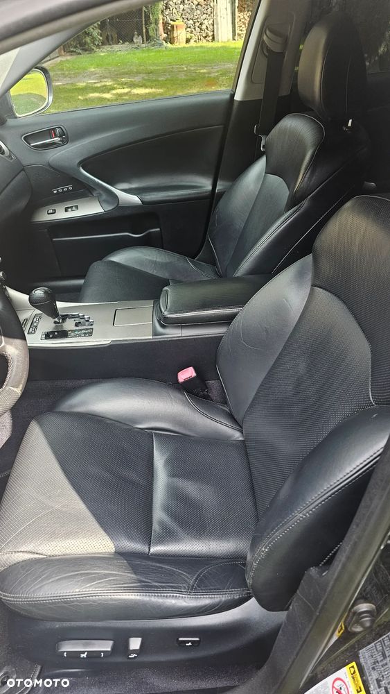 Lexus IS 250 Luxury Line - 3