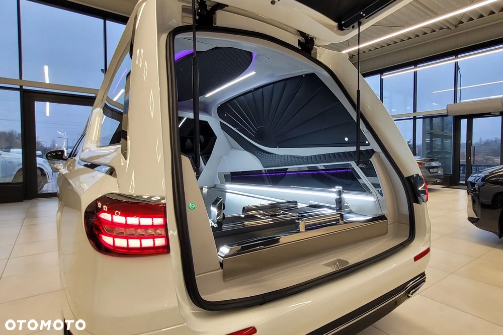 Mercedes-Benz Klasa E 200 - 10