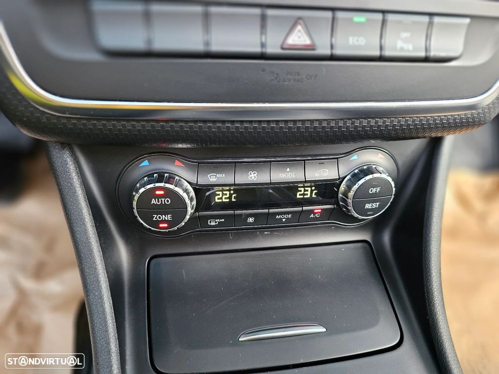 Mercedes-Benz A 180 CDi BE AMG Sport - 36