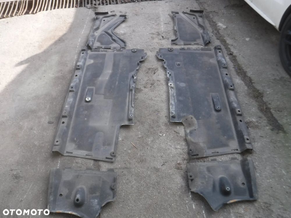 Audi A7 4G   oslona podwozia prawa lewa - 1