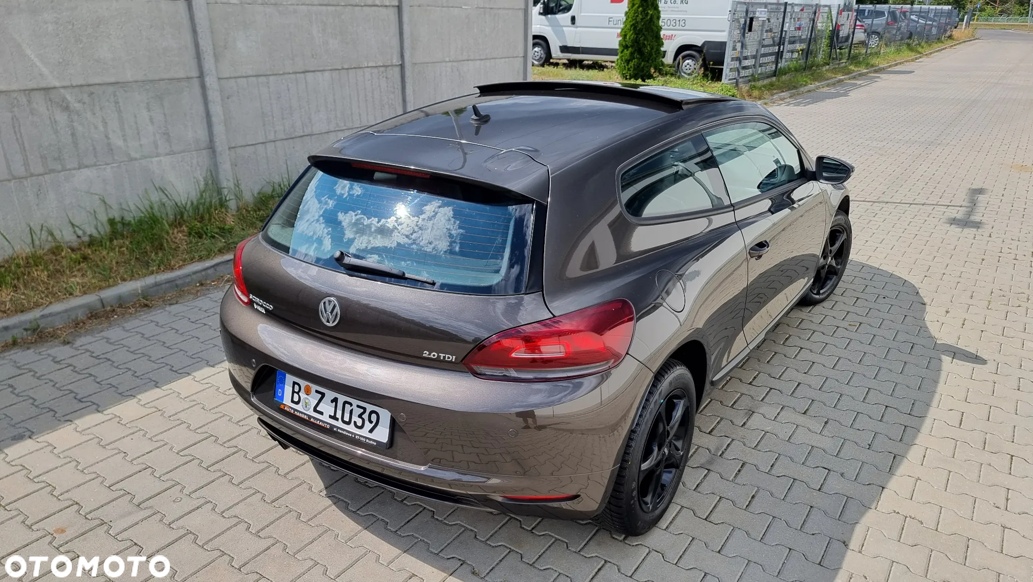 Volkswagen Scirocco 2.0 TDI - 14