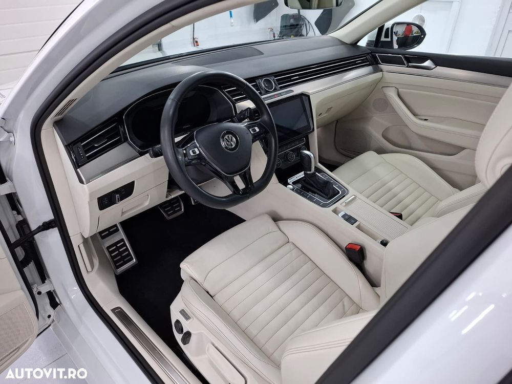 Volkswagen Passat - 3