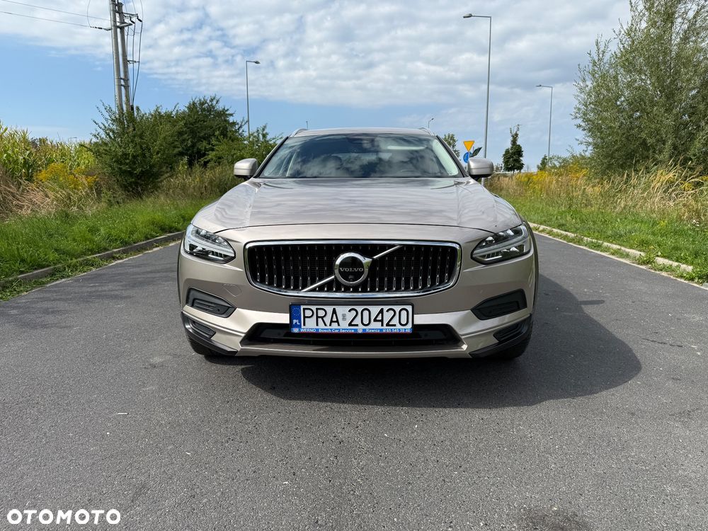 Volvo V90 Cross Country B5 B AWD Ultimate - 3