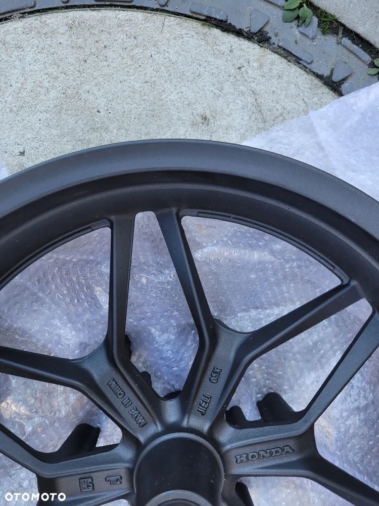 Felga przód, przednia Honda Forza 125 - 8