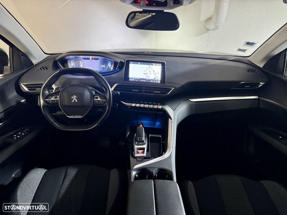 Peugeot 3008 1.2 PureTech Allure EAT8 — fotografia 27