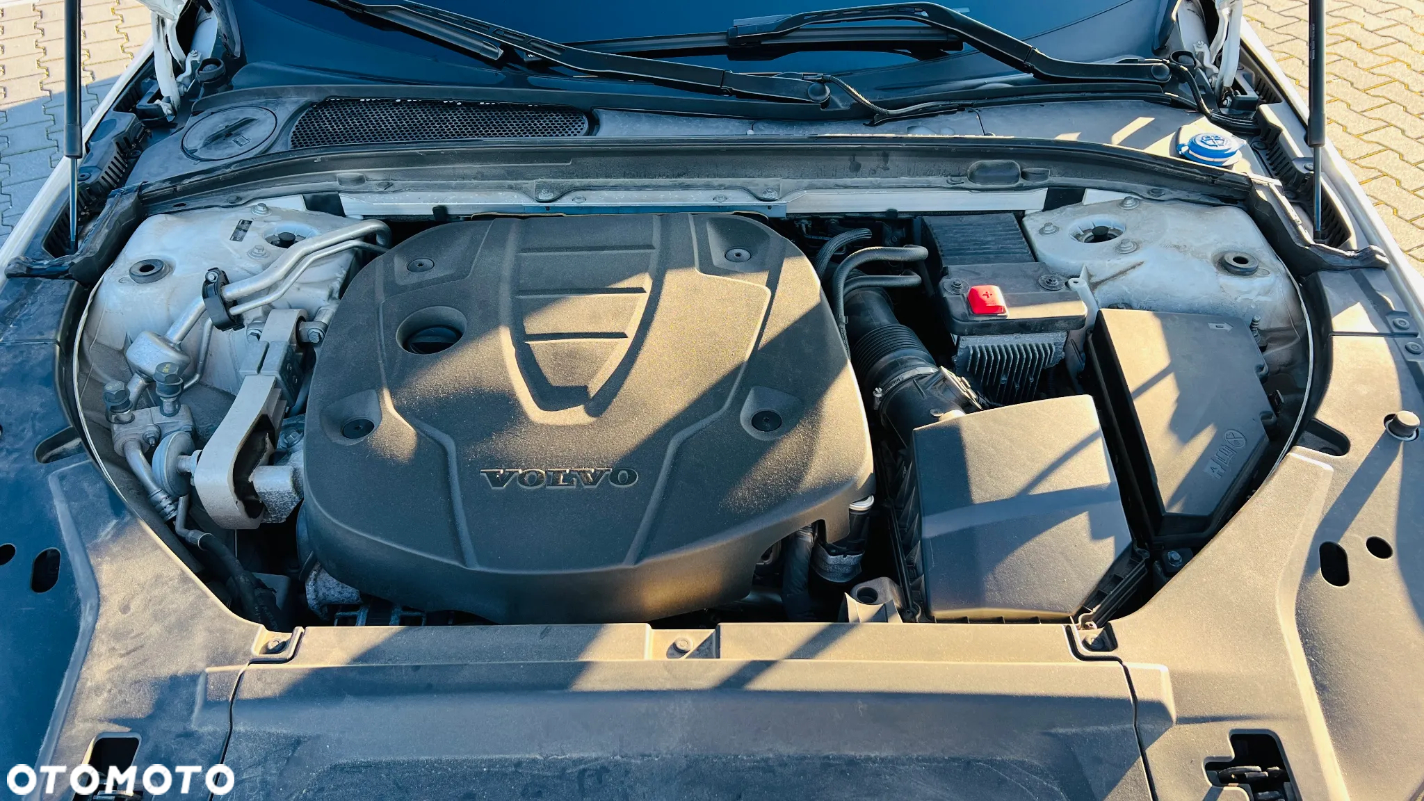 Volvo V90 Cross Country D4 AWD - 32