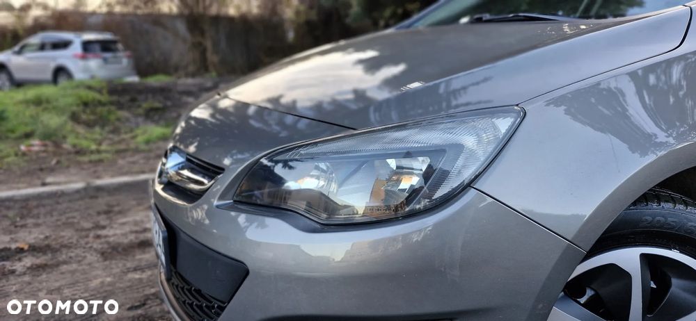 Opel Astra 1.6 Enjoy - 16