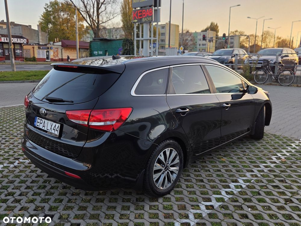 Kia Ceed - 3