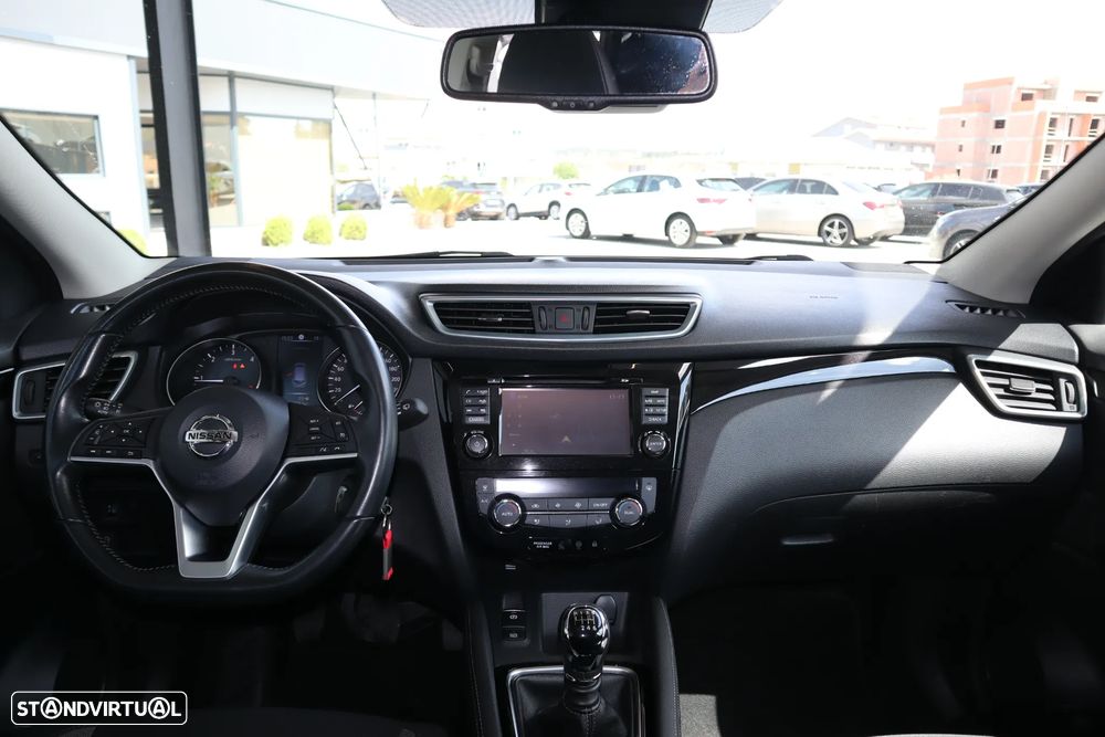 Nissan Qashqai 1.5 dCi N-Connecta PS - 10