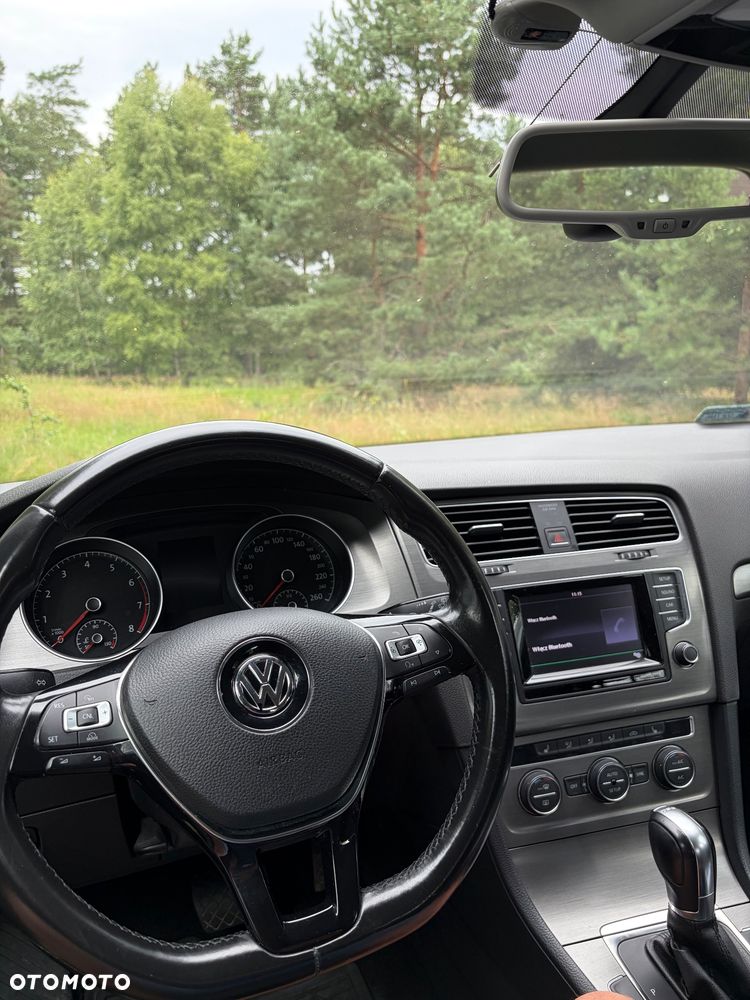 Volkswagen Golf 1.2 TSI Comfortline DSG - 25