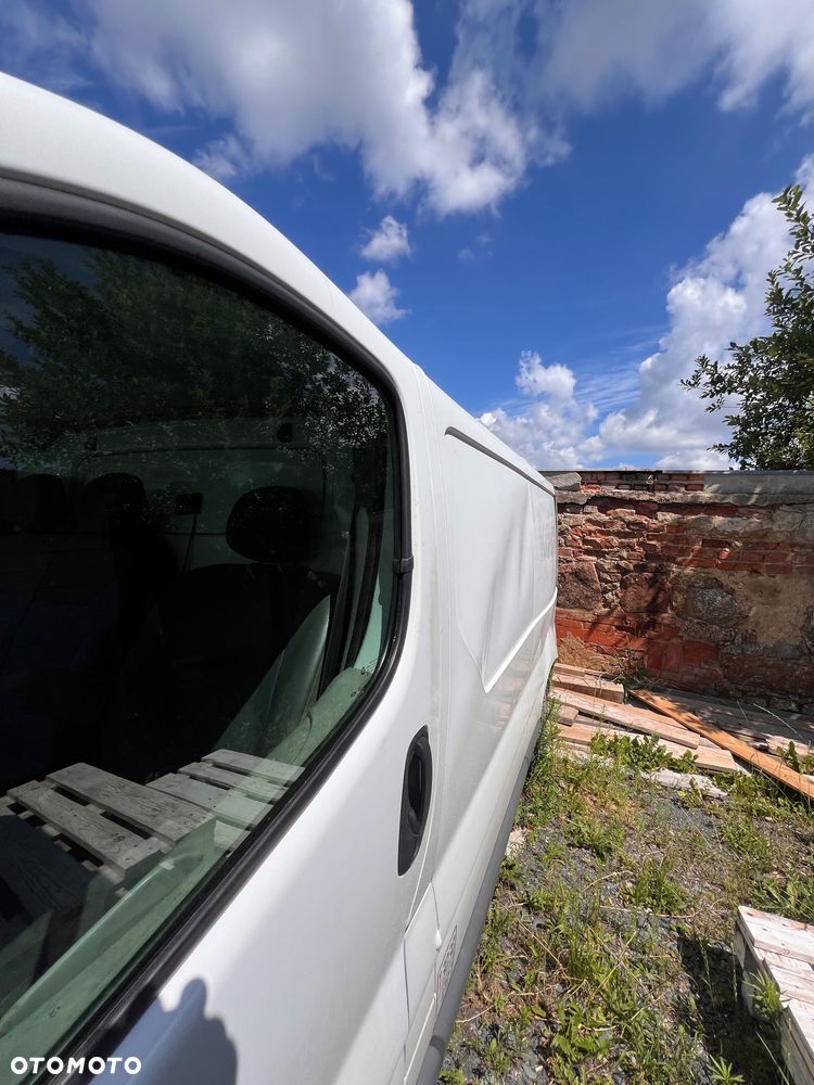 Renault Trafic - 14