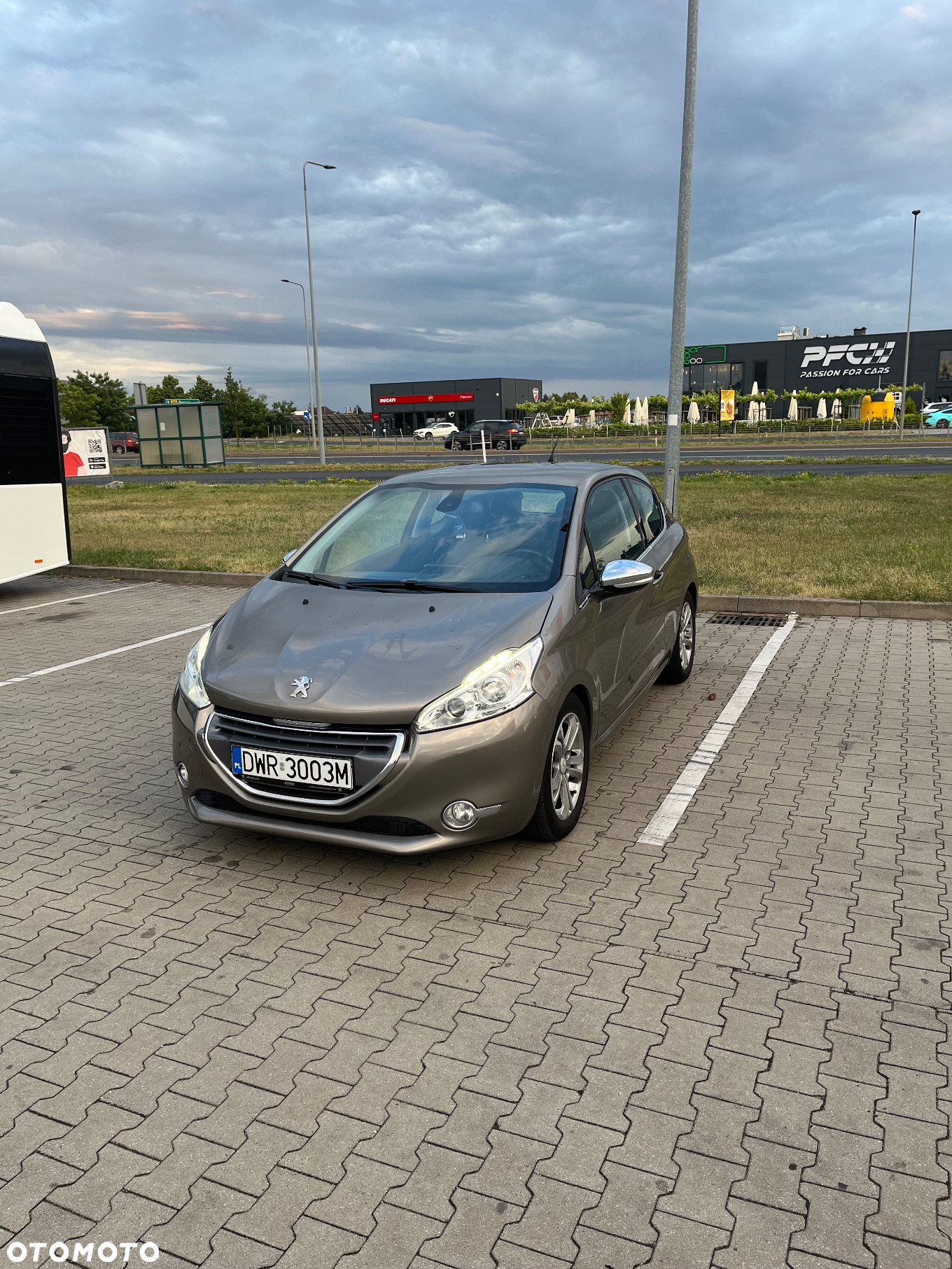 Peugeot 208 1.6 VTi Allure - 3