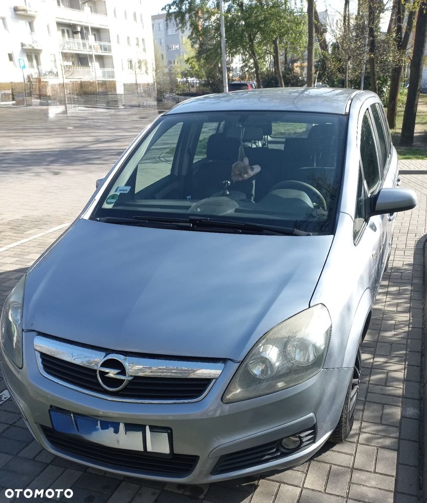 Opel Zafira 1.8 Essentia - 2