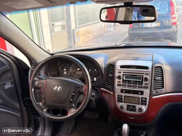 Hyundai Santa Fe - 3