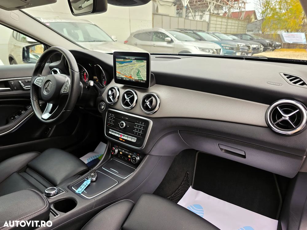 Mercedes-Benz GLA 200 7G-DCT AMG Line - 16