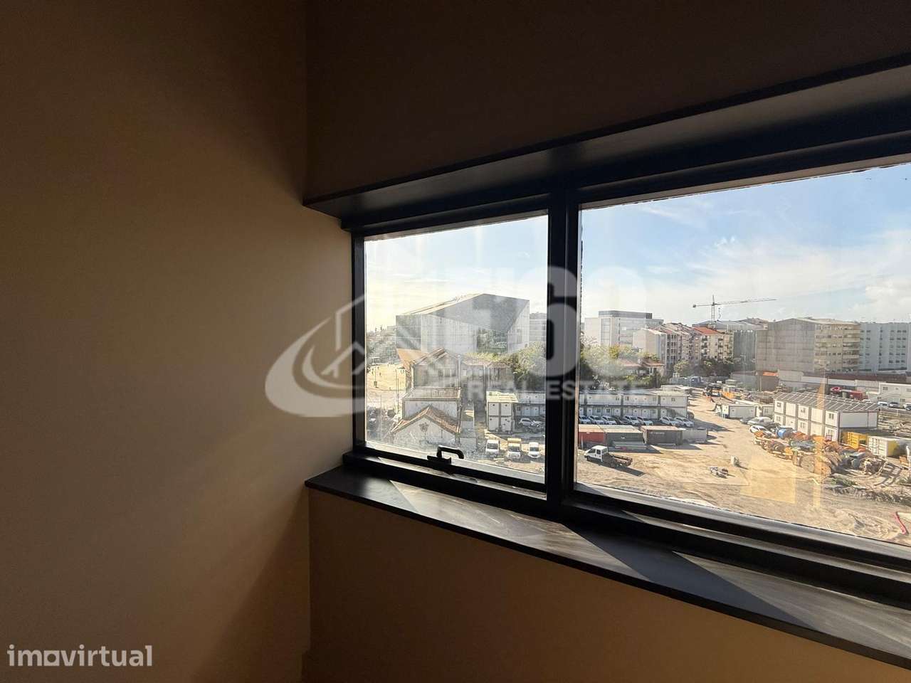 ARRENDAMENTO DE ESCRITORIO CENTRO DO PORTO - Grande imagem: 5/7