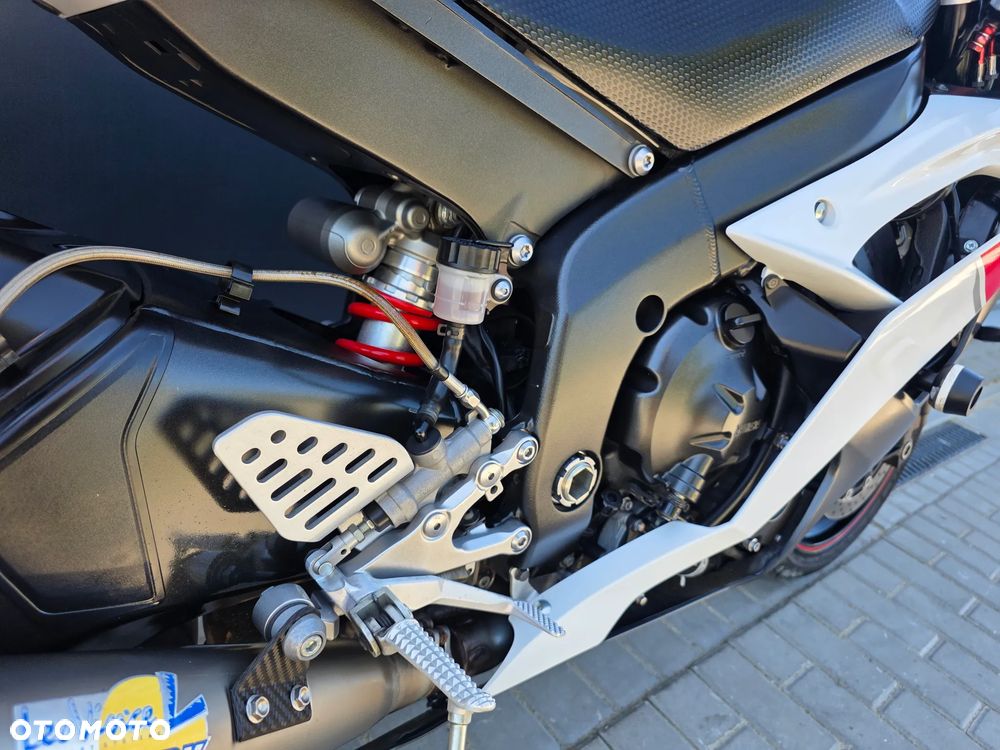 Yamaha R6 - 20