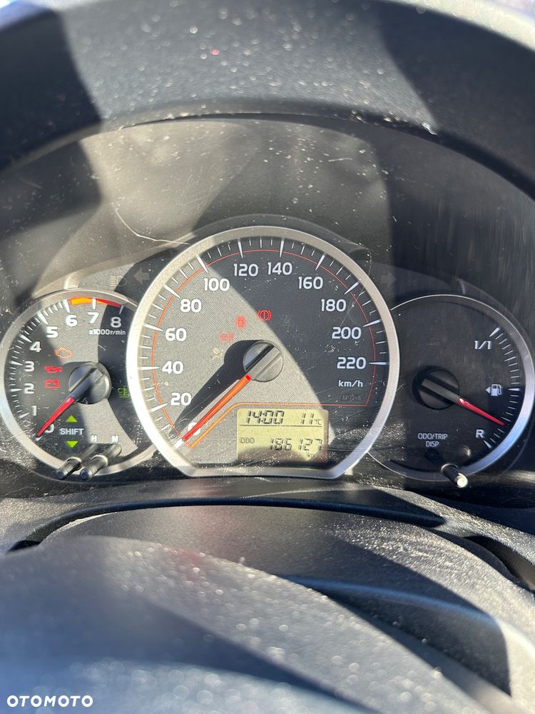 Toyota Yaris 1.0 Active - 8