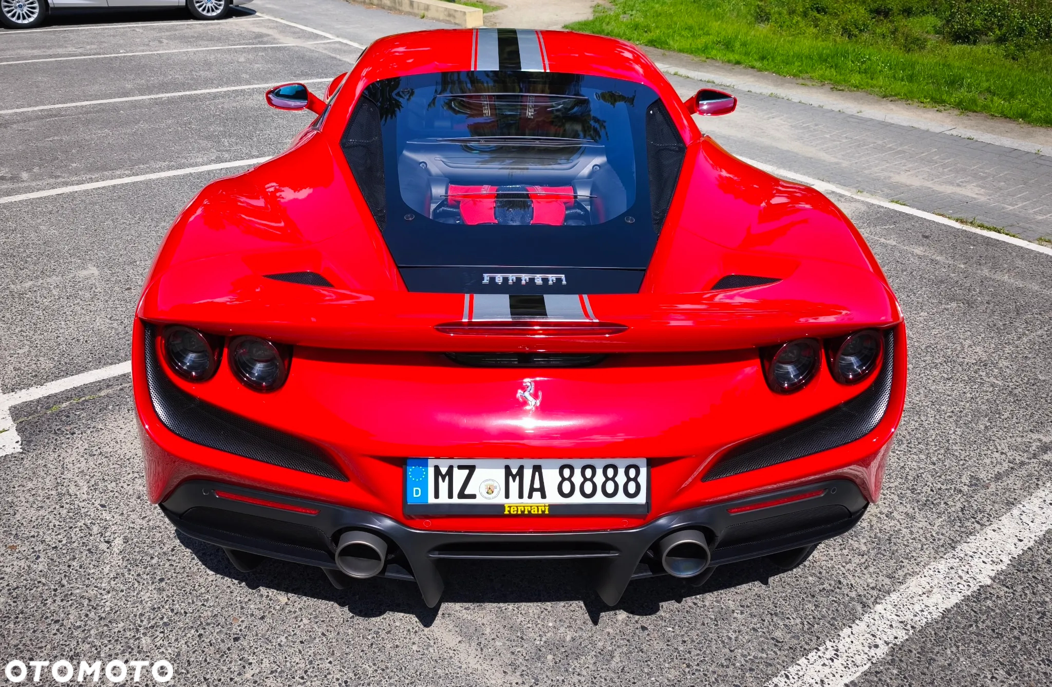 Ferrari F8 Tributo - 15