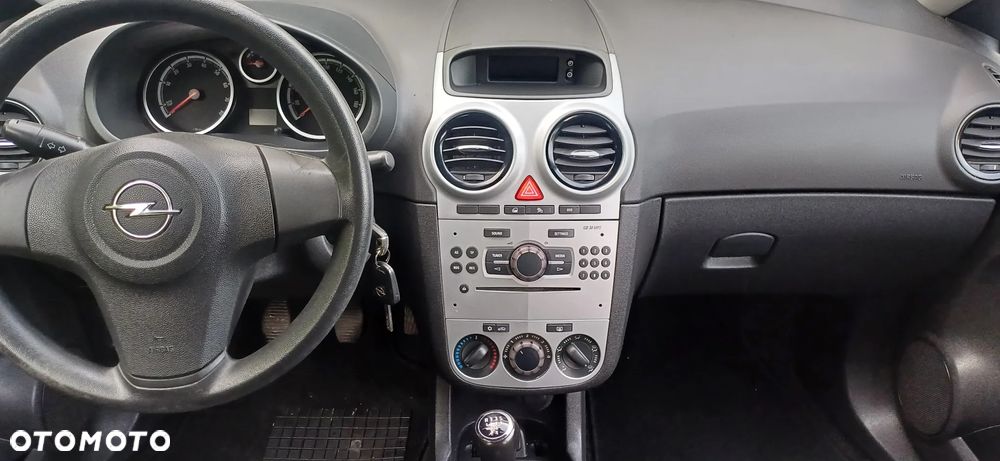 Opel Corsa - 15