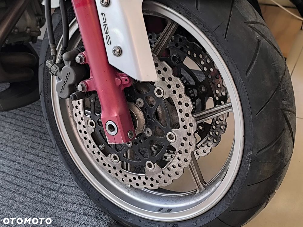 Yamaha XJ - 24