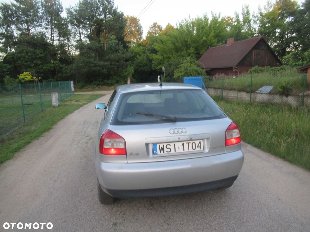 Audi A3 Sportback - 4