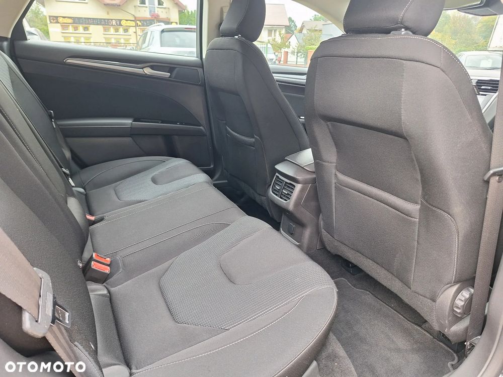 Ford Mondeo 2.0 EcoBlue Titanium - 20