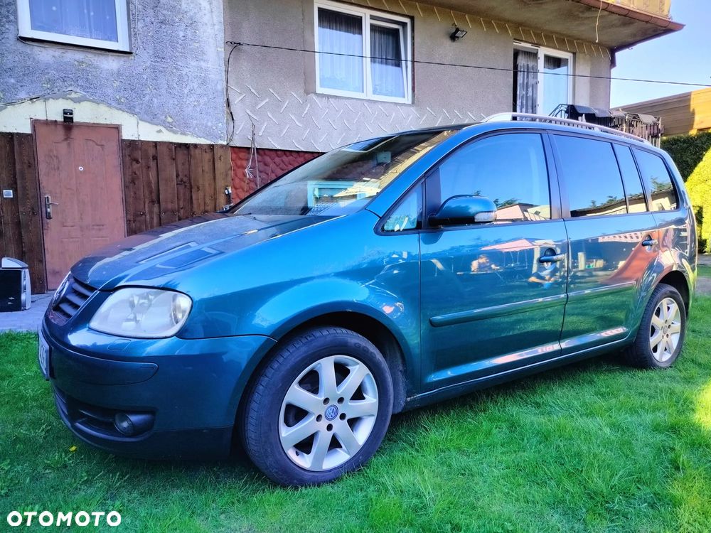 Volkswagen Touran - 2