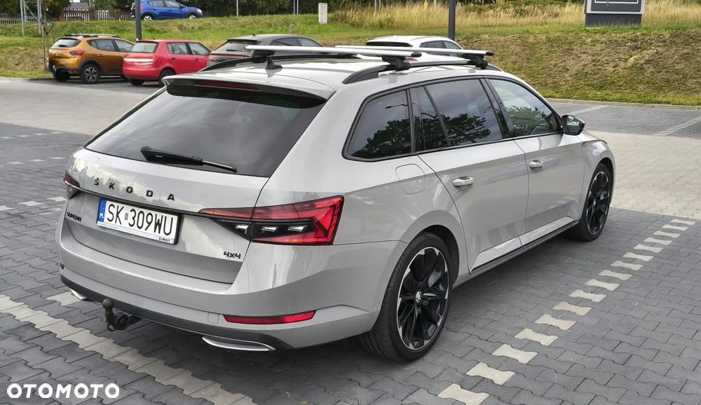 Skoda Superb 2.0 TDI SCR Sportline DSG - 8