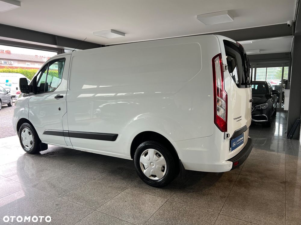 Ford Transit Custom - 11