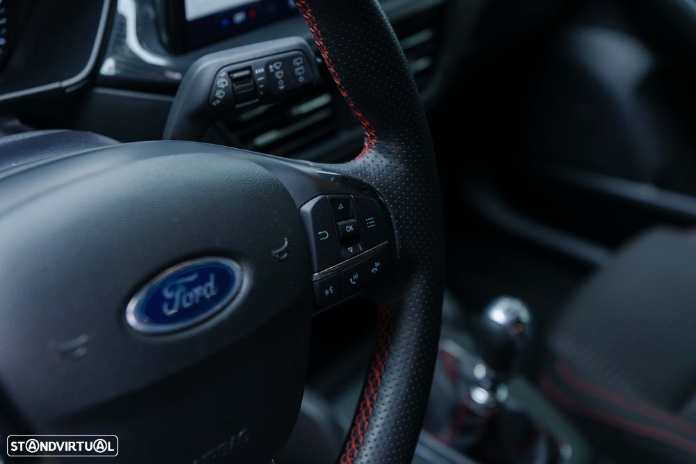 Ford Focus SW 1.0 EcoBoost MHEV ST-Line - 17