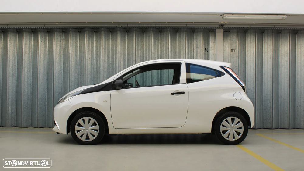 Toyota Aygo x-play - 33