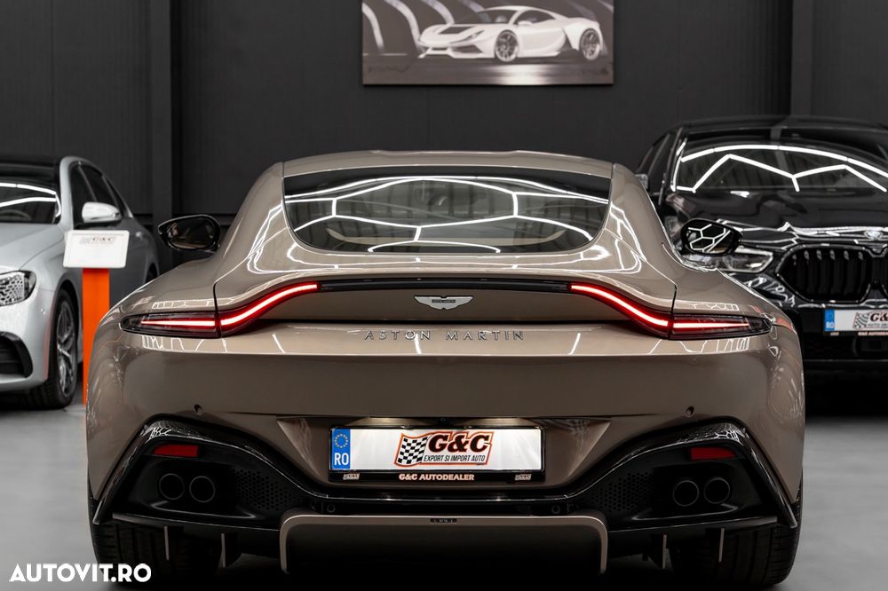 Aston Martin V8 Vantage Standard - 23