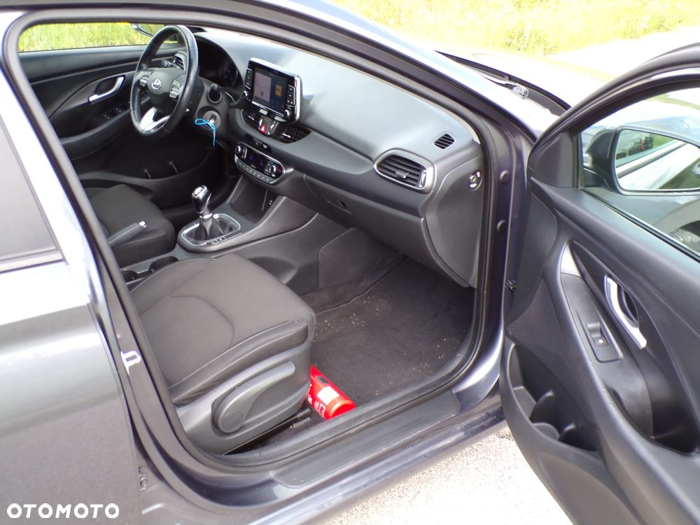 Hyundai i30 1.6 CRDI Intro Edition - 23