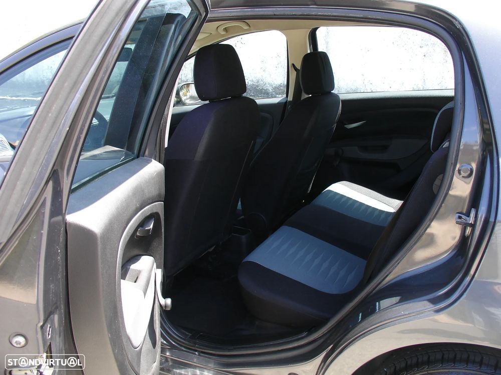Fiat Grande Punto 1.3 M-Jet Dynamic - 8