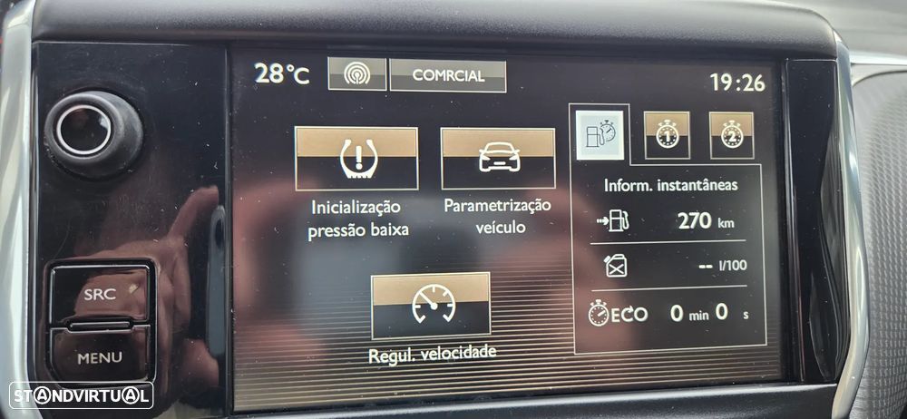 Peugeot 2008 1.6 BlueHDi Allure - 21
