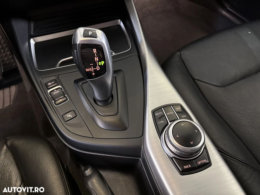 BMW Seria 1 - 19