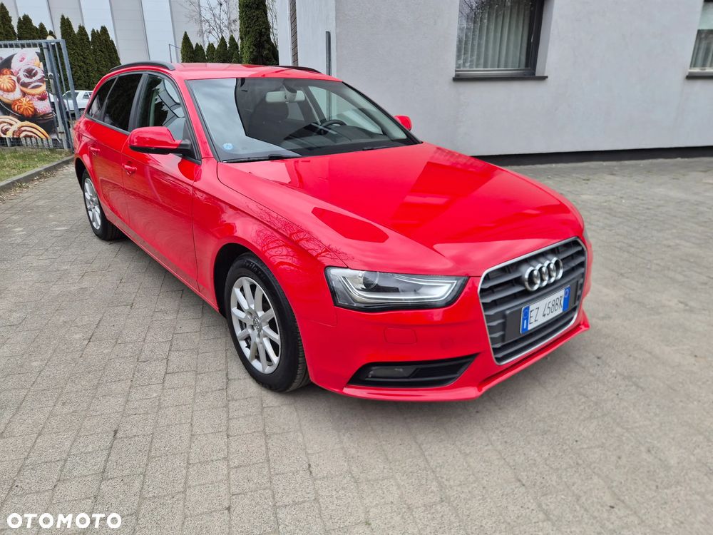 Audi A4 Avant 2.0 TDI DPF clean diesel multitronic Attraction - 4