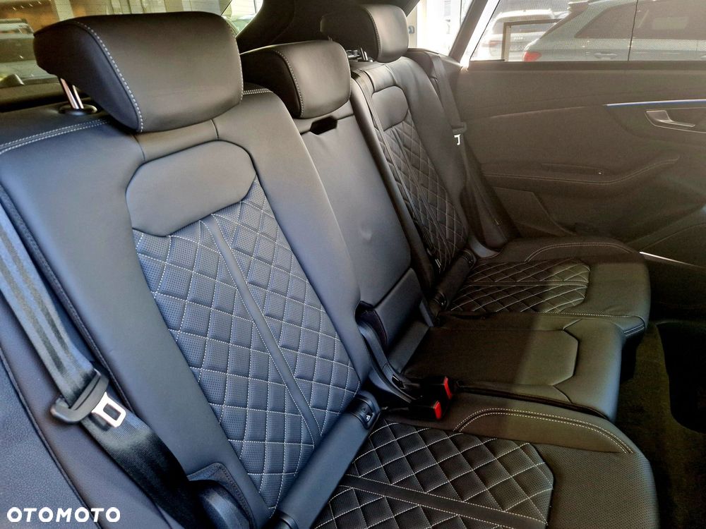 Audi SQ8 TFSI Quattro Tiptronic - 13