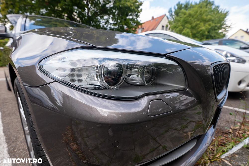 BMW Seria 5 525d xDrive Touring Aut. Luxury Line - 23