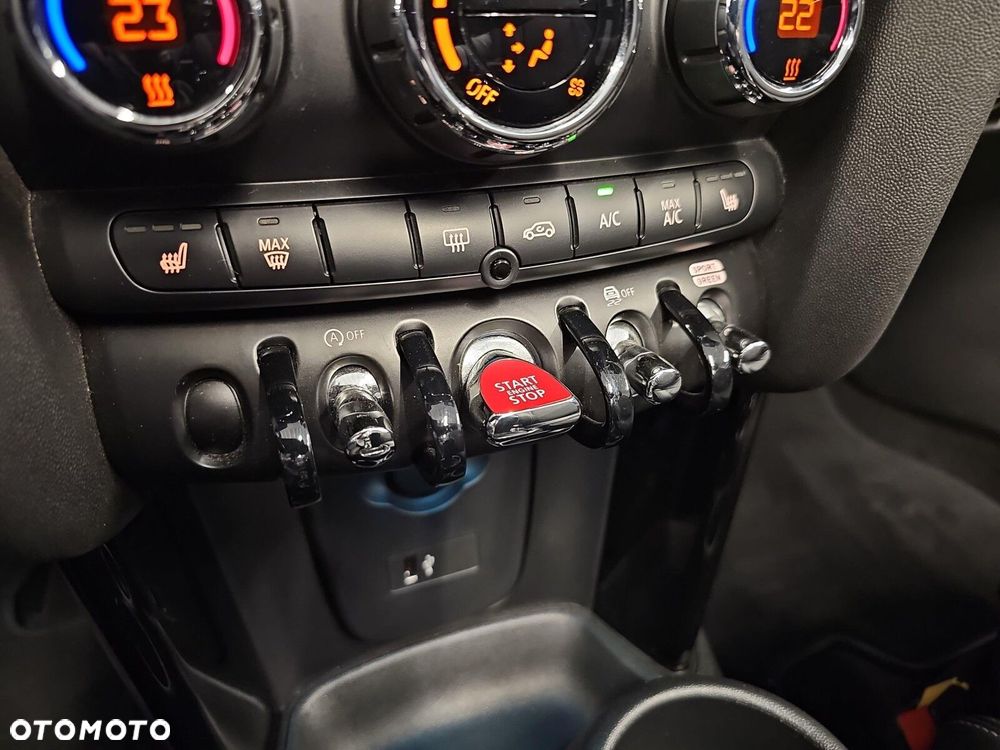 MINI Cooper - 24
