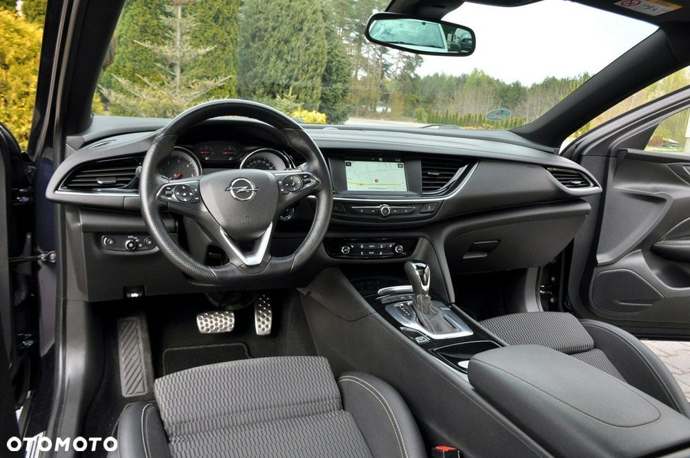 Opel Insignia - 28