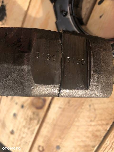 Mercedes OM352 - Korbowód - 3