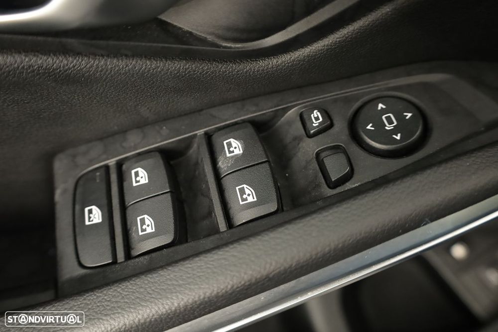 BMW 330 e Edição Desportiva M Auto - 20