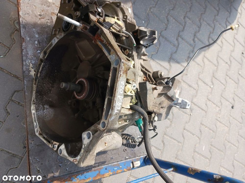 SKRZYNIA BIEGÓW RENAULT MEGANE III SCENIC III 1.6 16V TL4A028 - 2