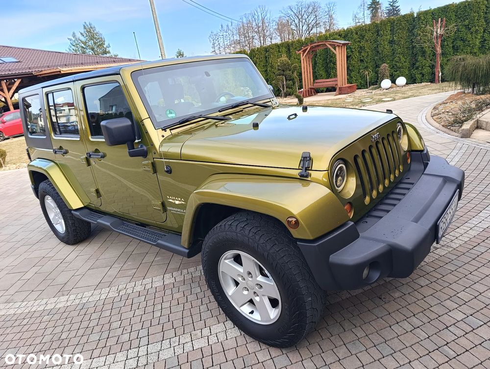 Jeep Wrangler Unlimited 3.8 Automatik Sahara - 21