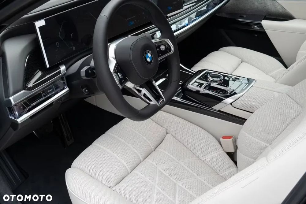 BMW Seria 7 - 15